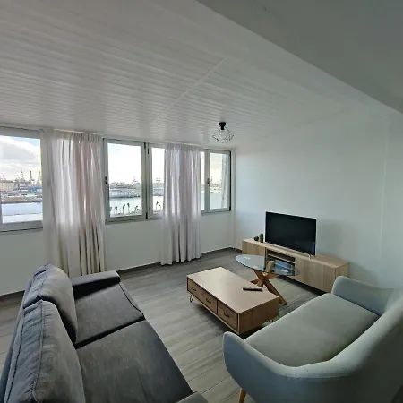 Luxury Port View R31 Apartment